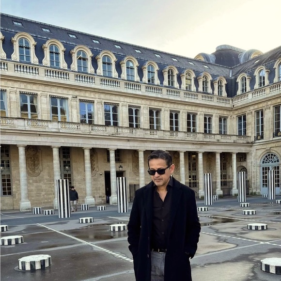 Meet your Posher, Alfonso - Picture 1 of 1